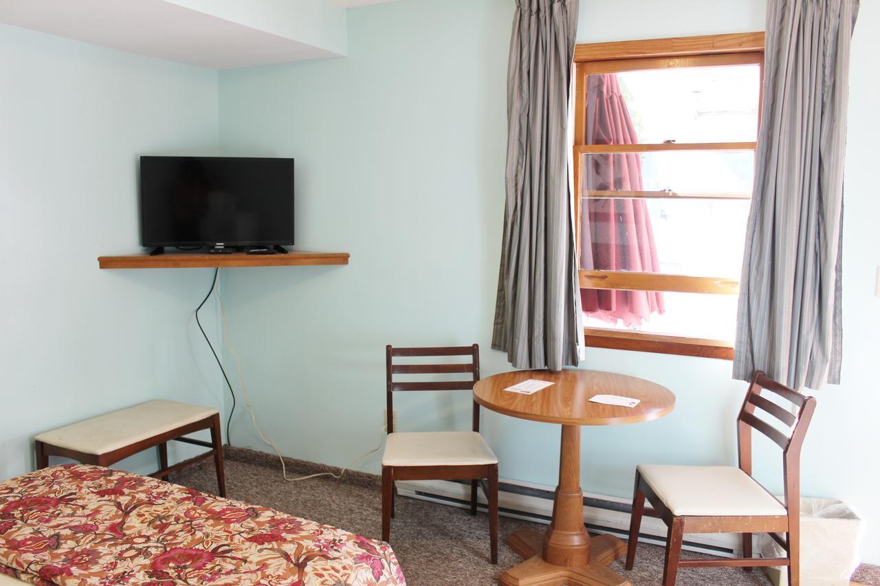 Barberry Court Motel &Cabins Lake George Dış mekan fotoğraf