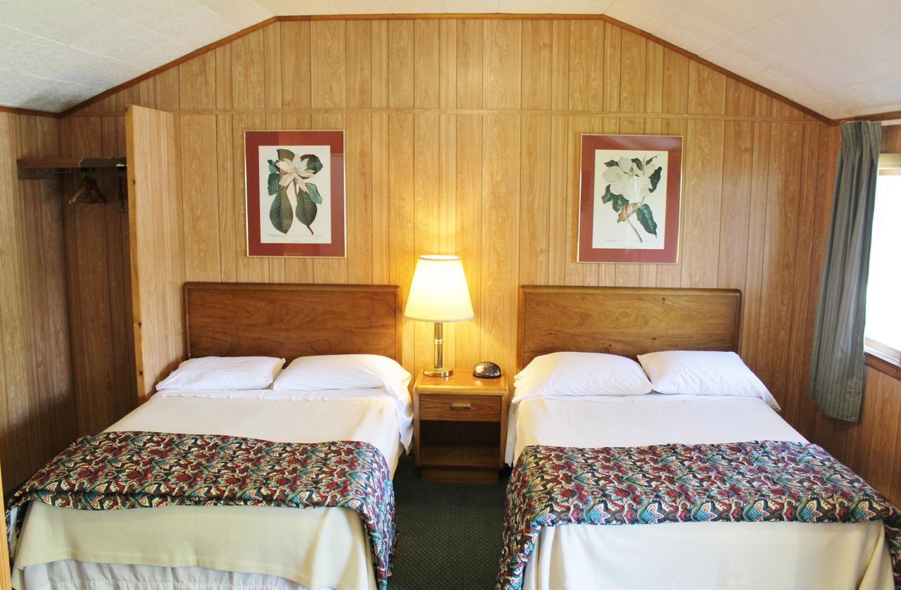 Barberry Court Motel &Cabins Lake George Dış mekan fotoğraf