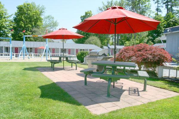 Barberry Court Motel &Cabins Lake George Dış mekan fotoğraf