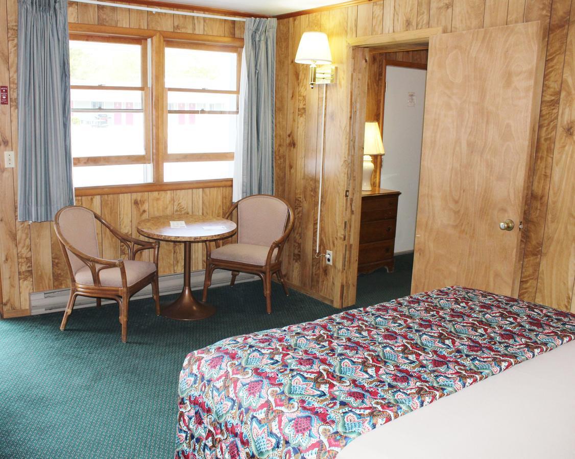 Barberry Court Motel &Cabins Lake George Dış mekan fotoğraf