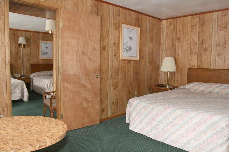 Barberry Court Motel &Cabins Lake George Dış mekan fotoğraf